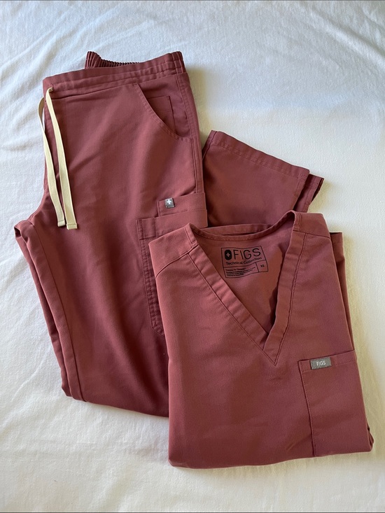 Figs Other - FIGS Scrub Set Mauve XS/S